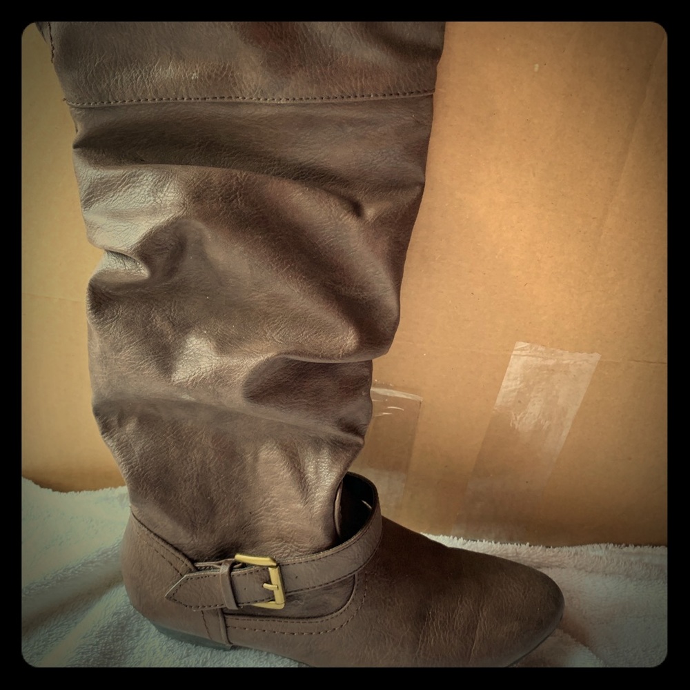 Faded glory knee pleather boots size 6